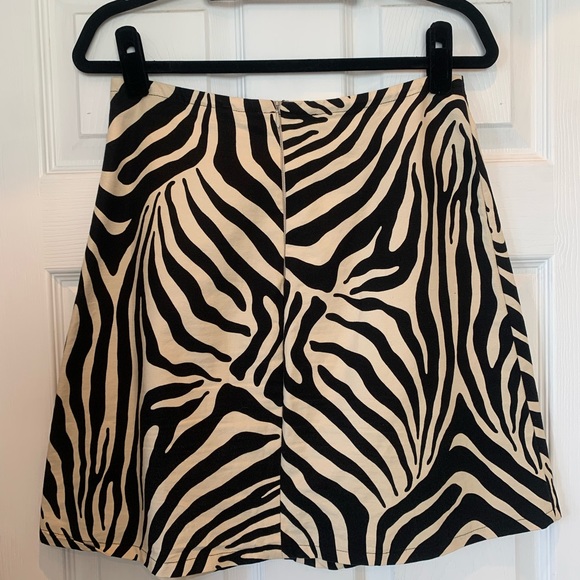 Sunhee Moon Zebra Skirt - Size Small (EU 1) - Picture 2 of 3
